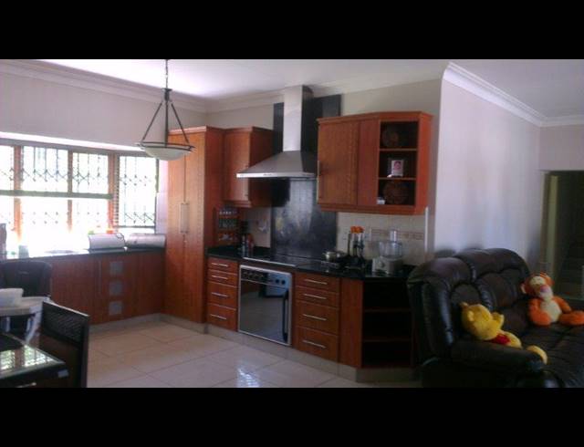 3 BEDROOM HOUSE FOR SALE IN BEREA WEST